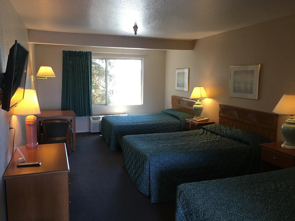 Applegate Inn Atwater Eksteriør bilde